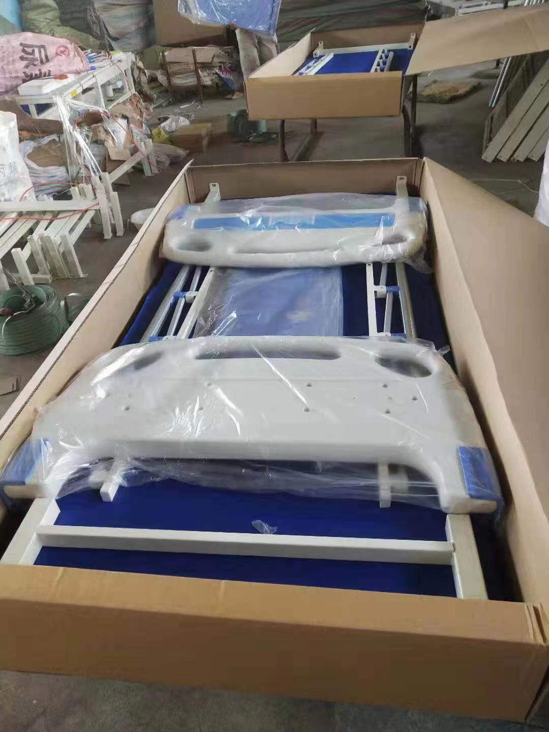 Factory Price Medical Hospital Furniture ABS TWO Crank Manual Hospital Patient Bed With Guardrail