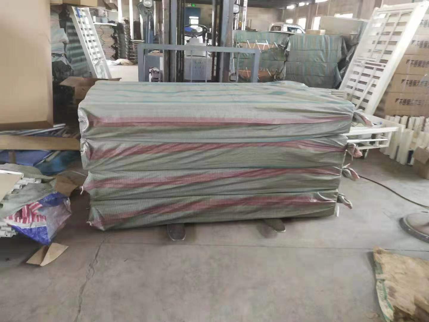 Factory Price Medical Hospital Furniture ABS TWO Crank Manual Hospital Patient Bed With Guardrail