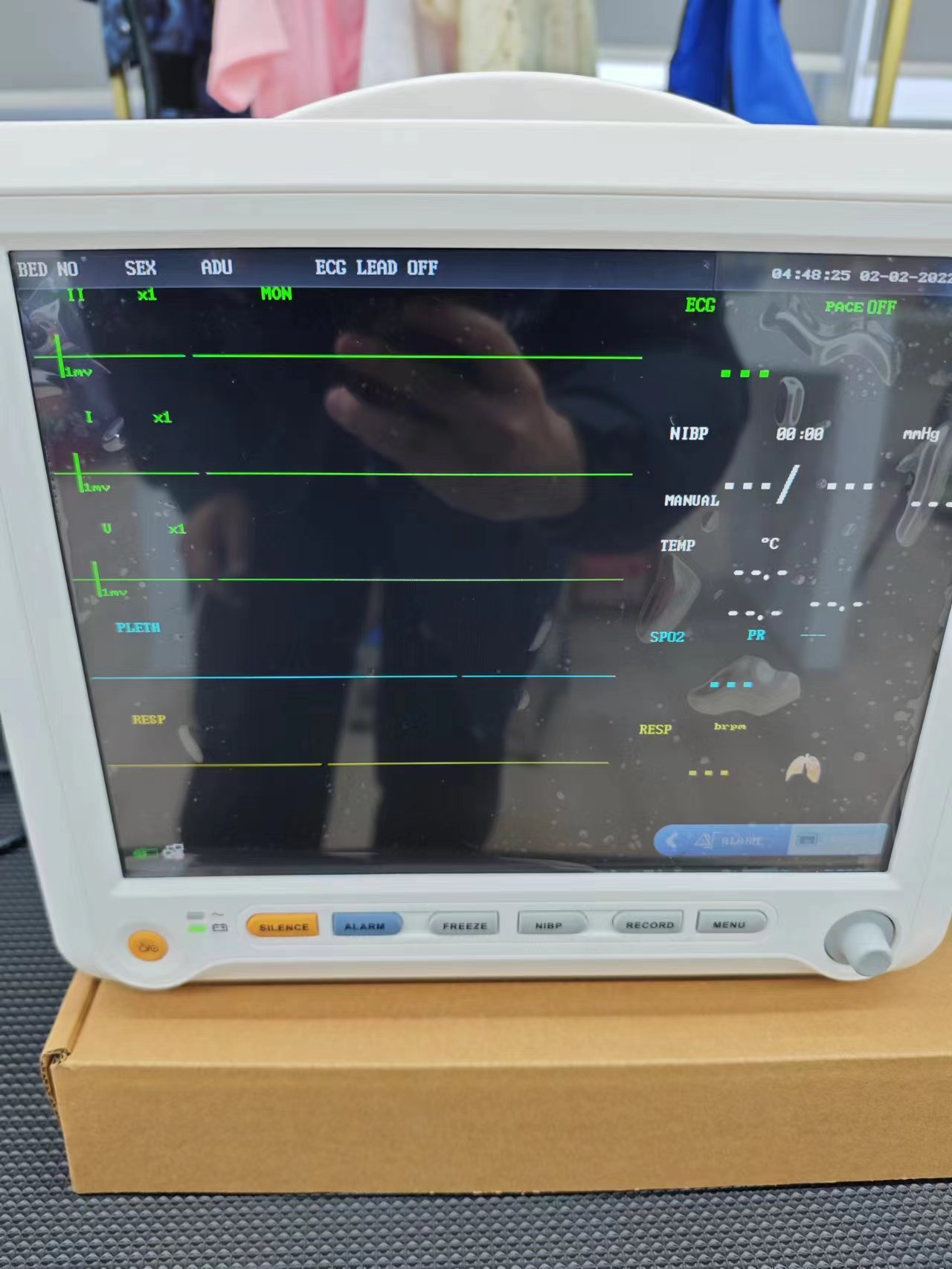 High Quality Color LCD Display Multi-Parameter Portable Patient Monitor 